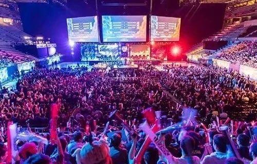 伤病隐患大！米切尔常规赛高出场引担忧，或需借鉴小卡“养生打法”