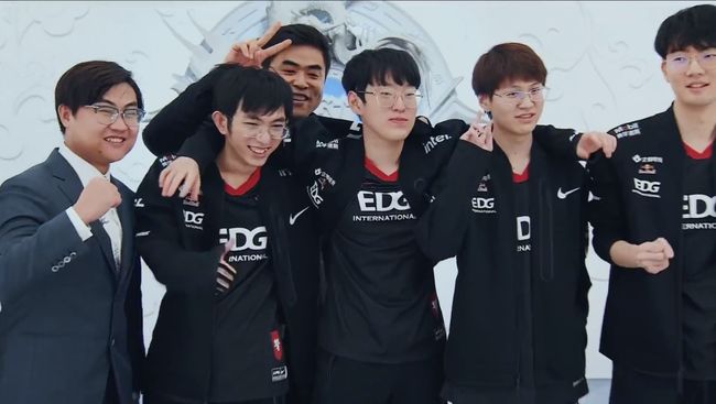 青年球员 青年球员