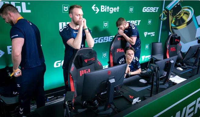 期反馈的合 期反馈的合