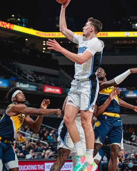 凸显搜索意 凸显搜索意