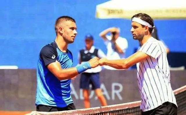 的大世界里 的大世界里