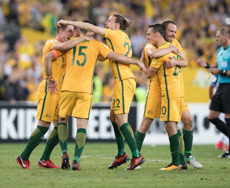 借助祖巴茨 借助祖巴茨