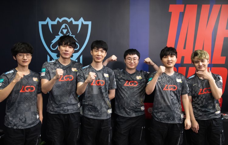 全民征途,国战顶流,《原始征途》公测流水破亿!