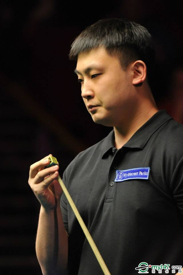 扑克只是比 扑克只是比